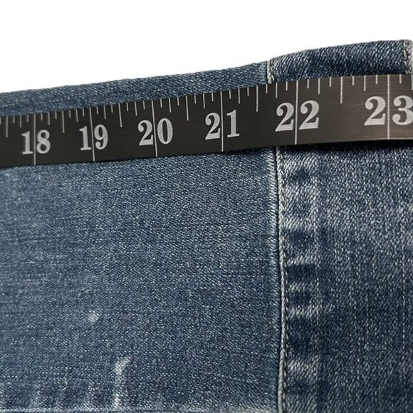 Baccini Vintage Classic Faded Denim Jean Jacket Fray Hem Uneven Cut Lt Wash Med - Picture 8 of 10